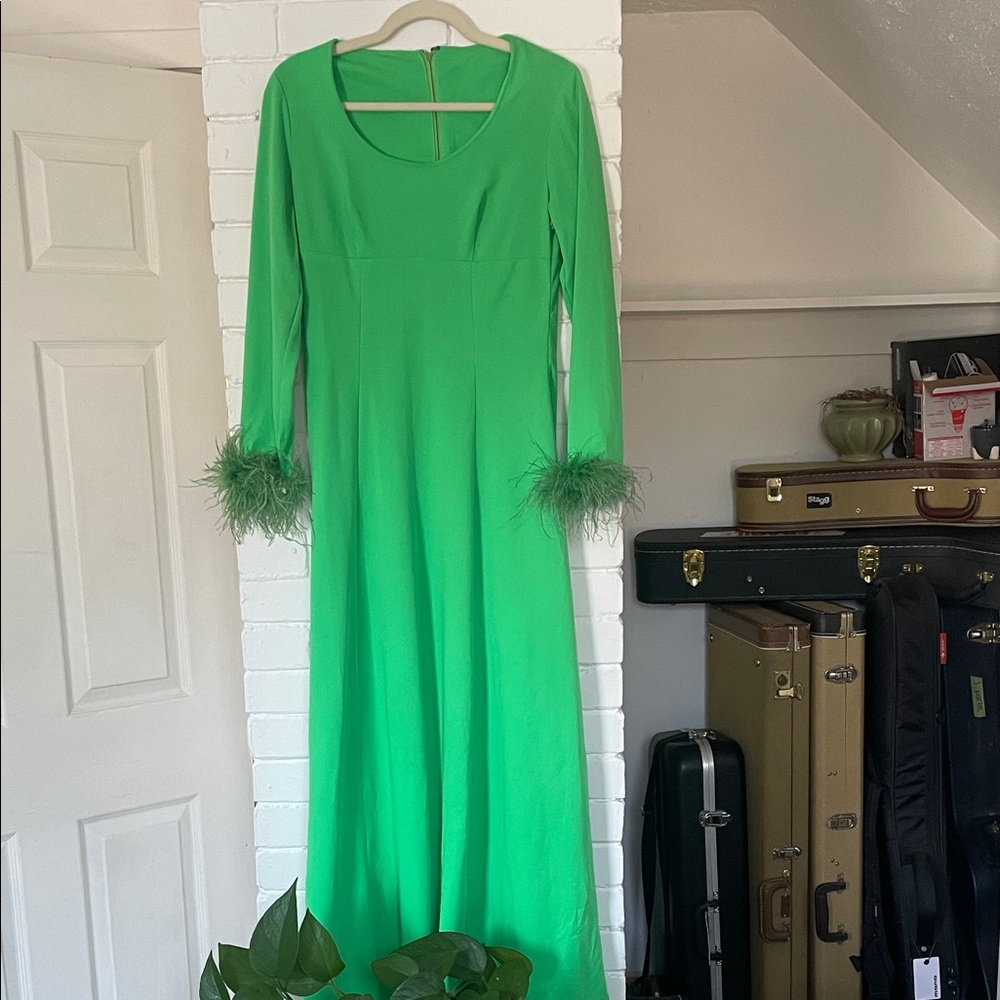Stunning Vintage Lime Green Maxi Dress with Feathered Cuffs!